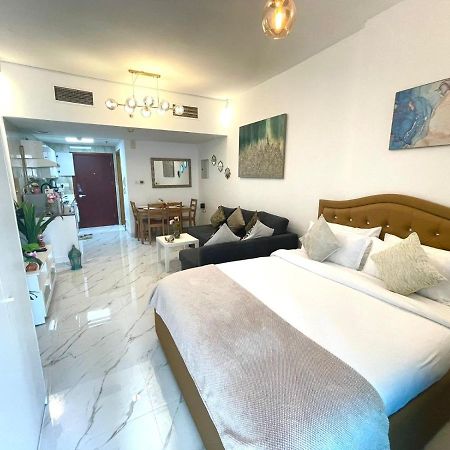 Diamond Crown - Studio Holiday Apartment In Dubai Marina ภายนอก รูปภาพ